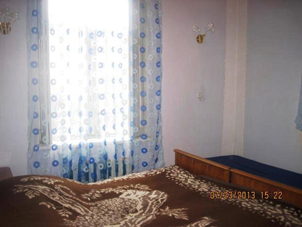 Tamar Guest House Gori Szoba fotó